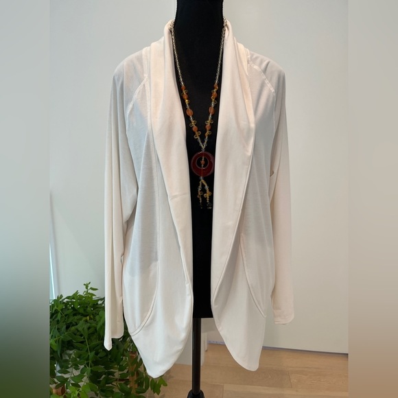 Eddie Bauer Sweaters - EDDIE BAUER Open Front Cream Colour Lightweight Cardigan Shawl Collar